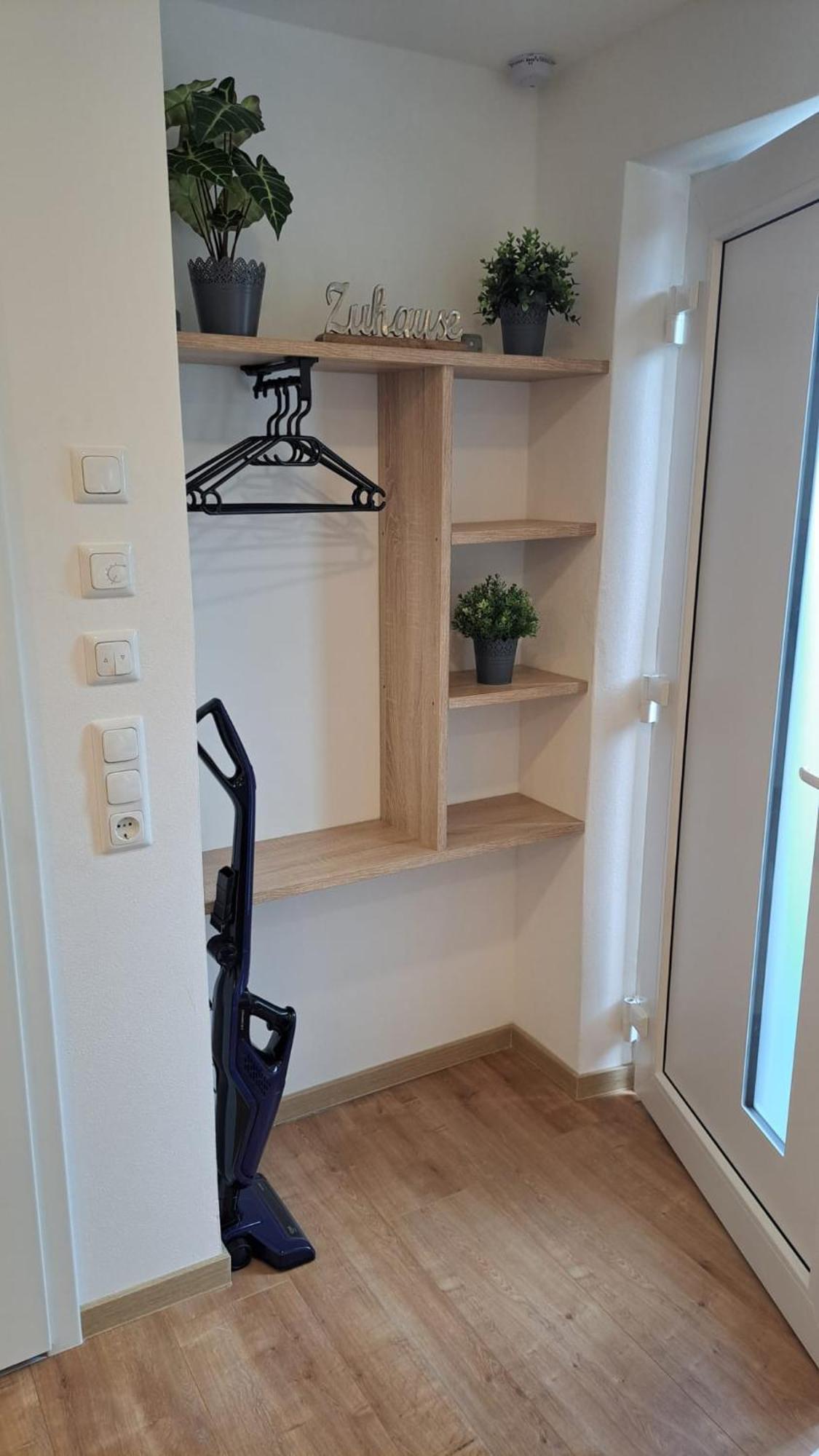 Appartment-Ferienwohnung Mit Kueche, Bad, Kostenlos Wlan, Modern Eingerichtet Roding Exterior foto