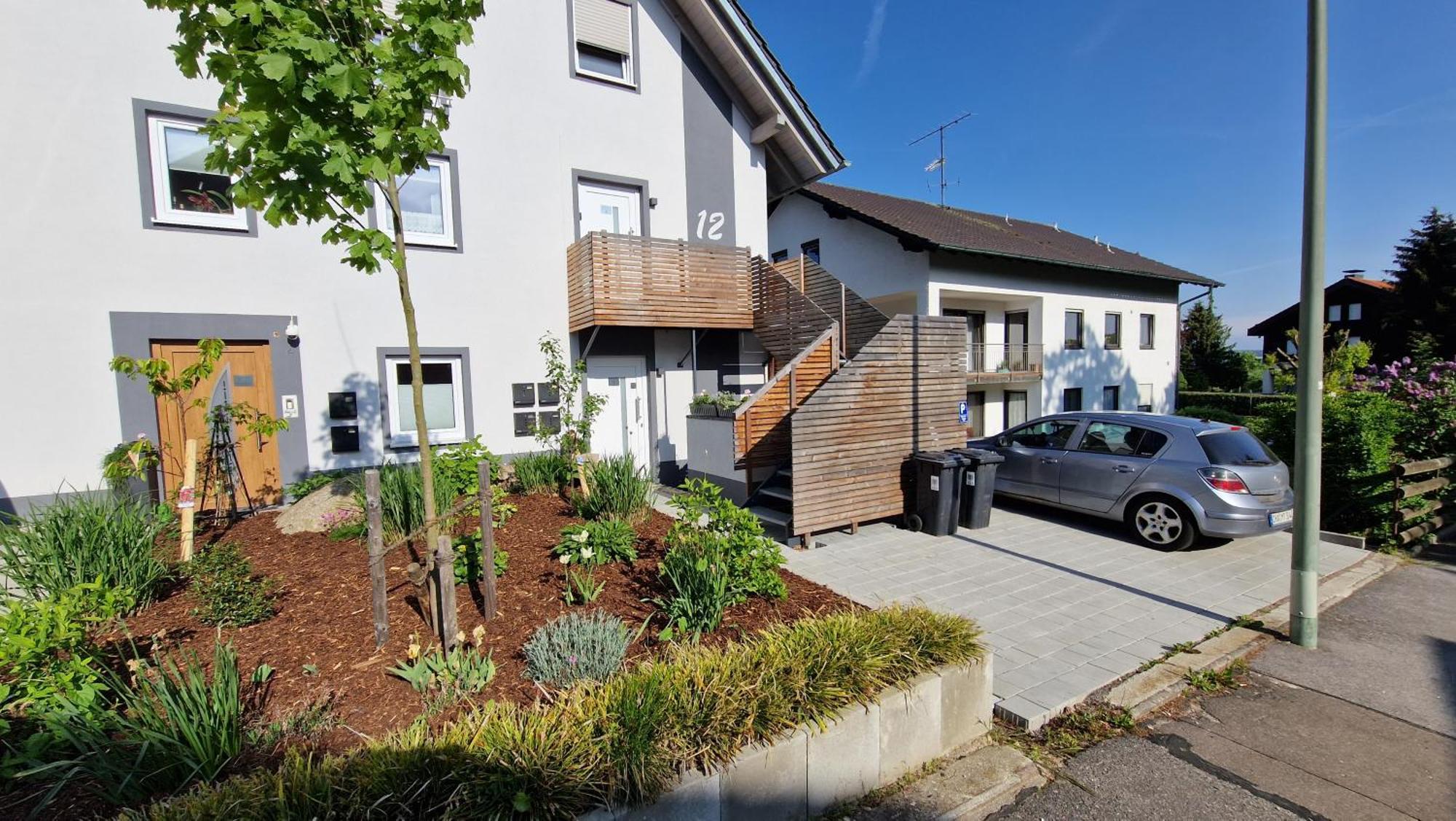Appartment-Ferienwohnung Mit Kueche, Bad, Kostenlos Wlan, Modern Eingerichtet Roding Exterior foto