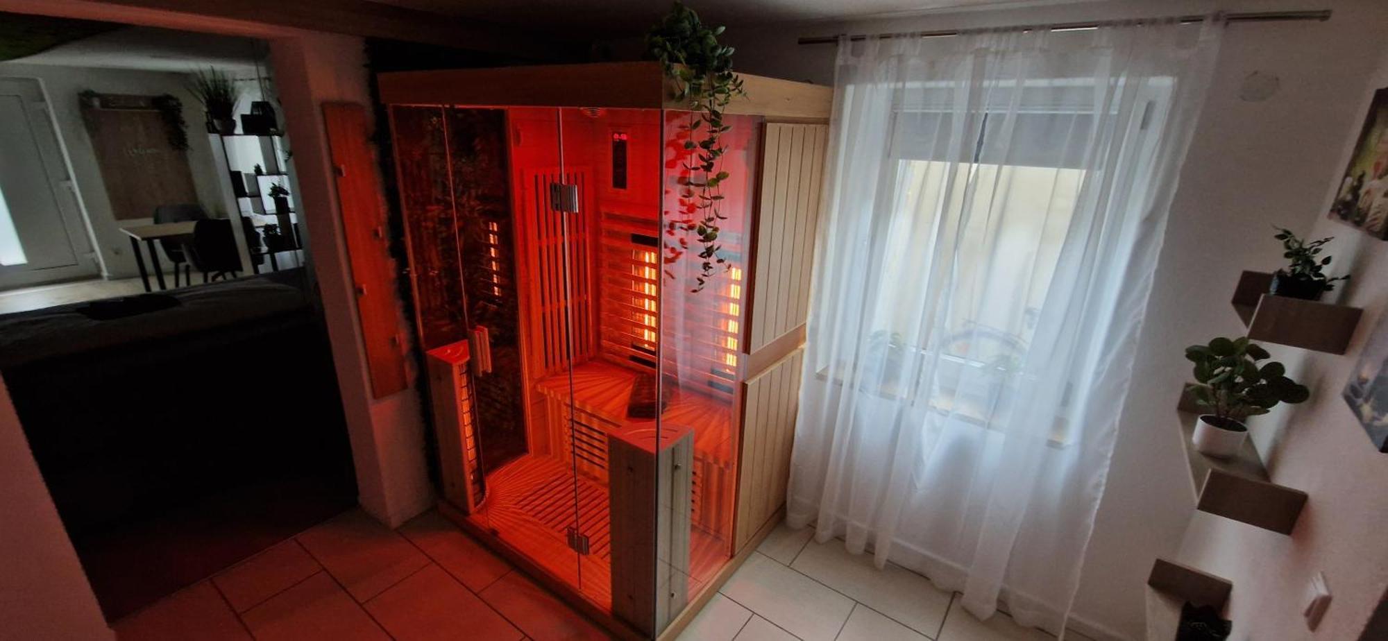 Appartment-Ferienwohnung Mit Kueche, Bad, Kostenlos Wlan, Modern Eingerichtet Roding Exterior foto